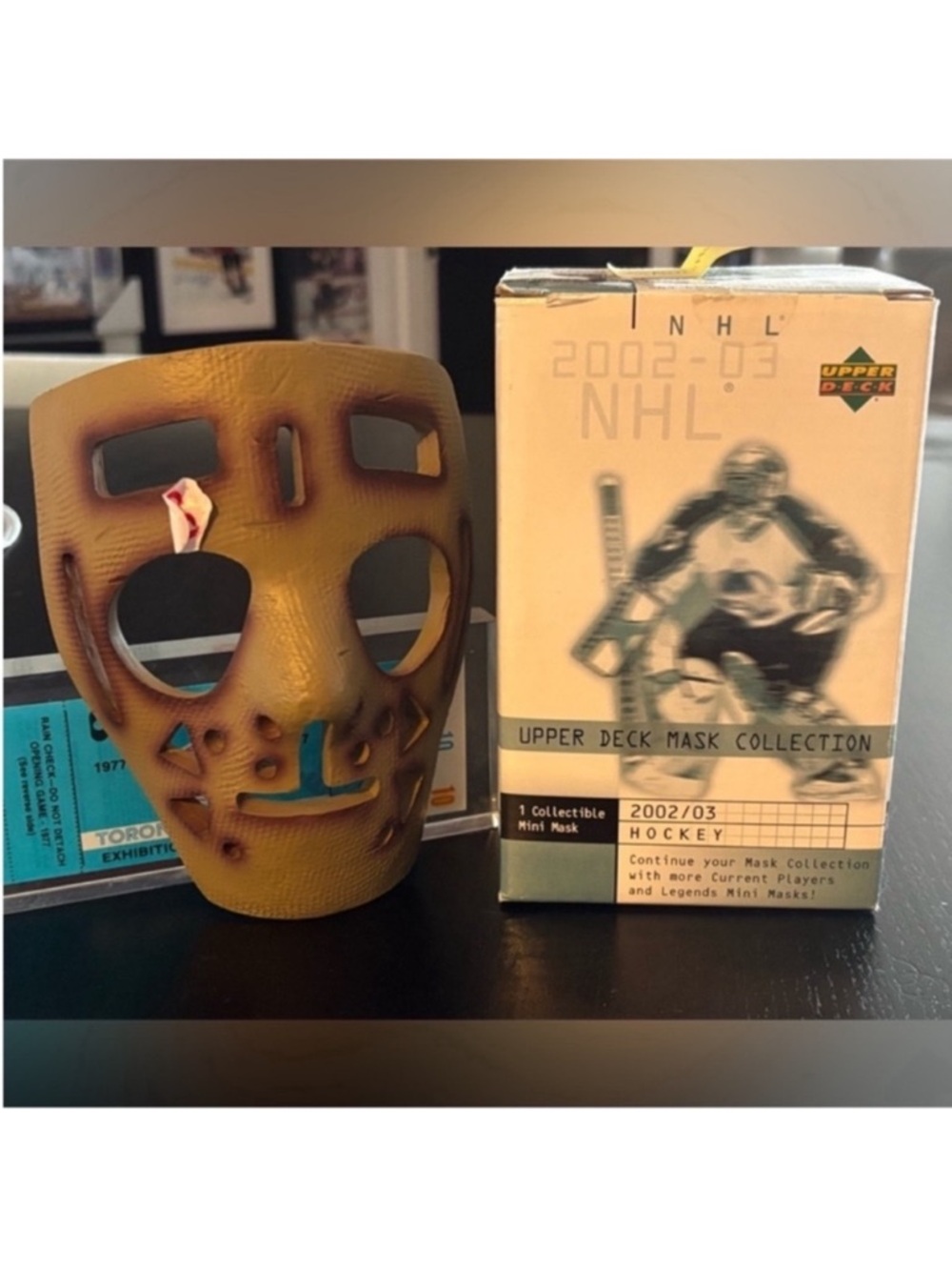 Rare Terry Sawchuk 2002/2003 UPPER DECK MINI Collector MASK Comes with Box